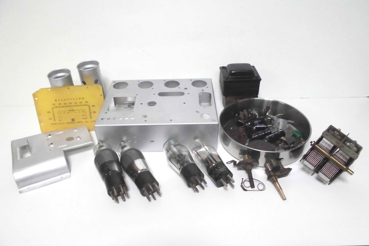 HF AM通信へのお誘い－HF AM同好会 自作真空管送信機と五球スーパーで