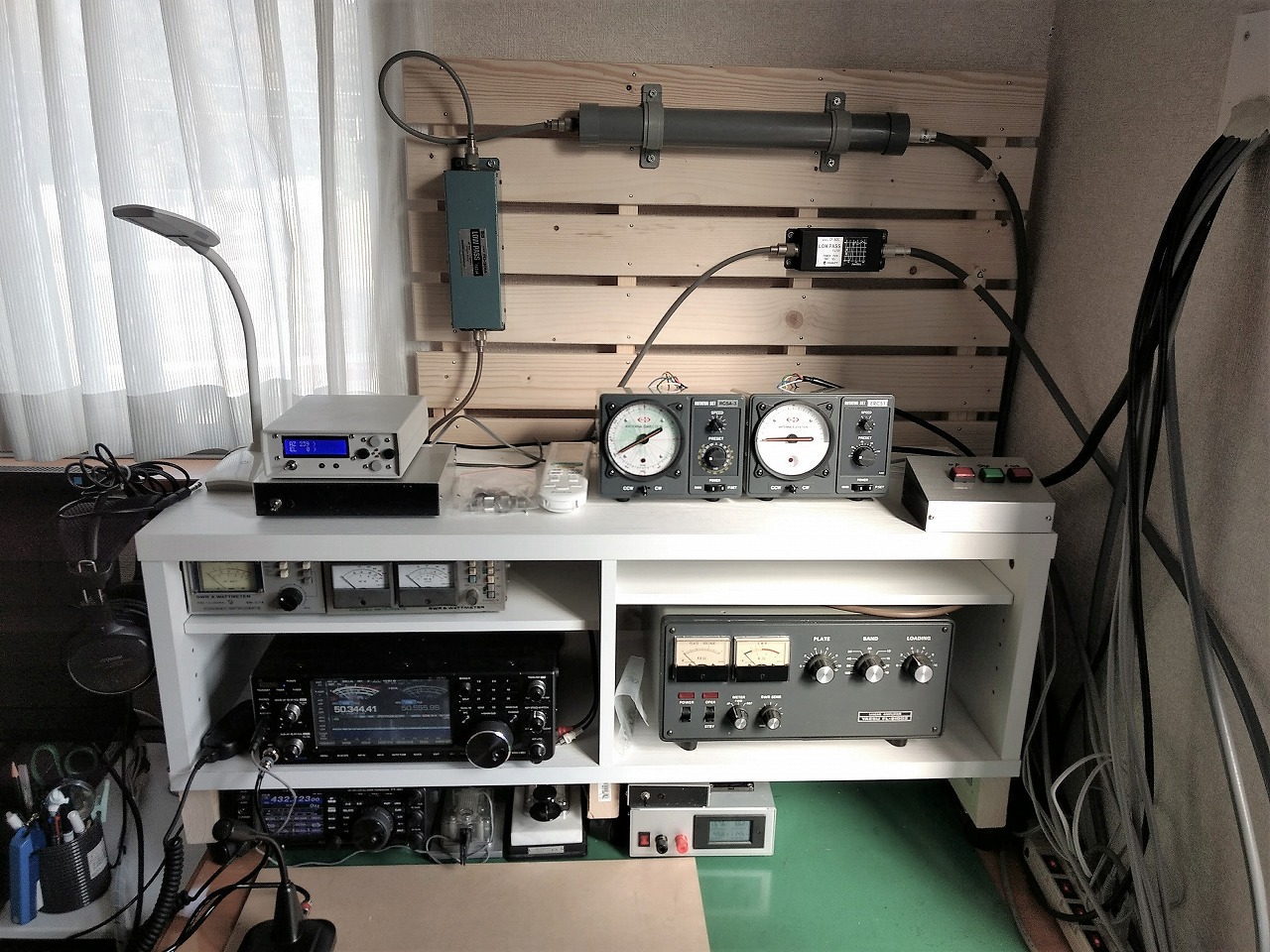 HF AM通信へのお誘い－HF AM同好会 自作真空管送信機と五球
